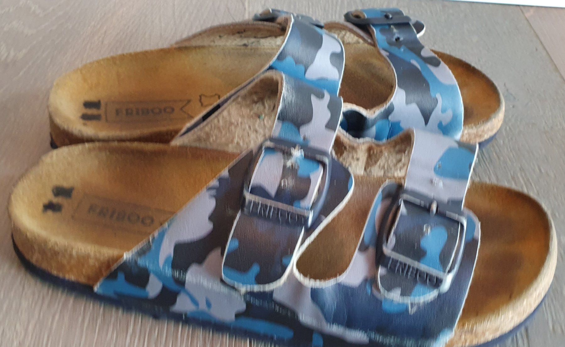 Scarpe per ragazze: Hausschuh von Friboo – Usato da Küsnacht ZH venduto da ch_schweiz 1
