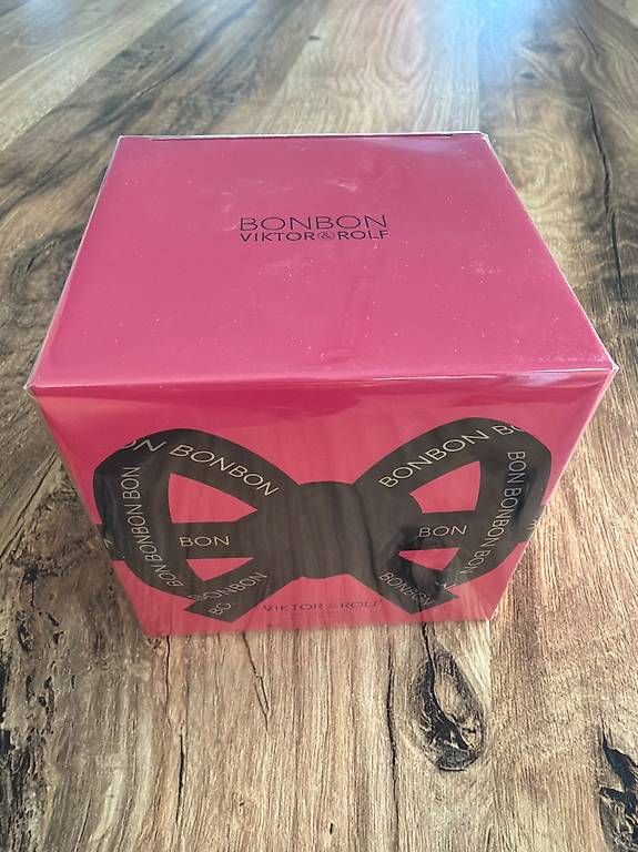 Profumi & Eau de Toilette: Viktor & Rolf Bonbon Eau de Parfum 50ml – Nuovo e nell'imballaggio originale da Seuzach venduto da PeUl8 1