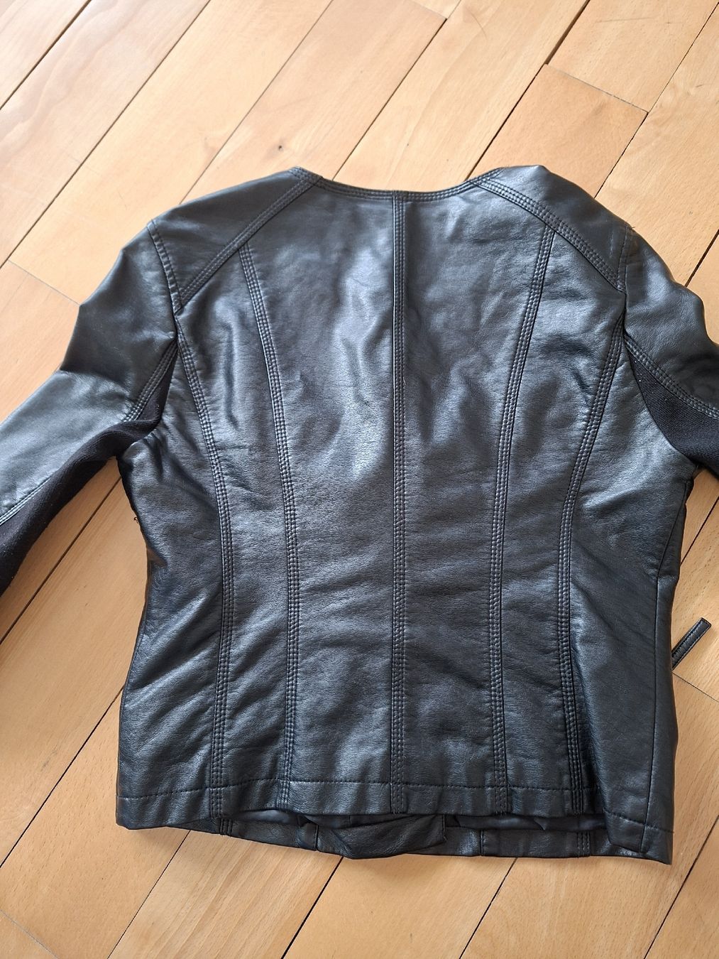 Vero Moda Giacche: Vero Moda Kunstederjacke, Schwarz, Gr. S,  – Usato da Luzern venduto da Goldschatz76 2
