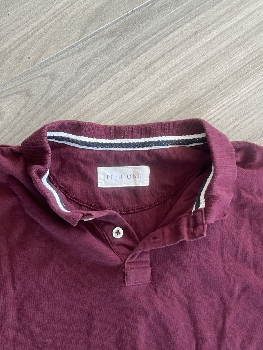 Magliette Polo: Polo Shirt Grösse M  – Usato da Niederhelfenschwil venduto da tab_xlc7 1