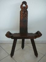 alter Dreibeinhocker