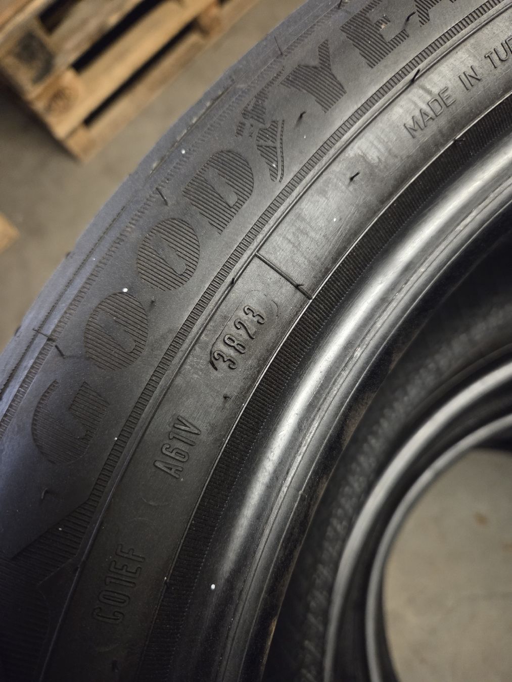 Goodyear Pneus & Kompletträder: Goodyear 19Zoll – Gebraucht aus Obfelden von haech2011 1