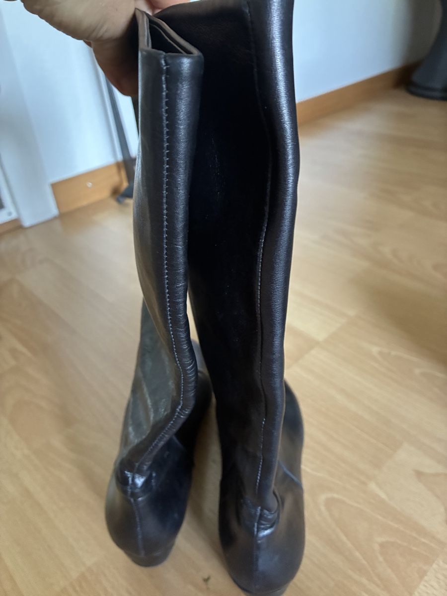 Navyboot Scarpe da donna: Bottes Navyboot en cuir noir, taille 36 – Usato da Biel/Bienne venduto da Lianumi 3