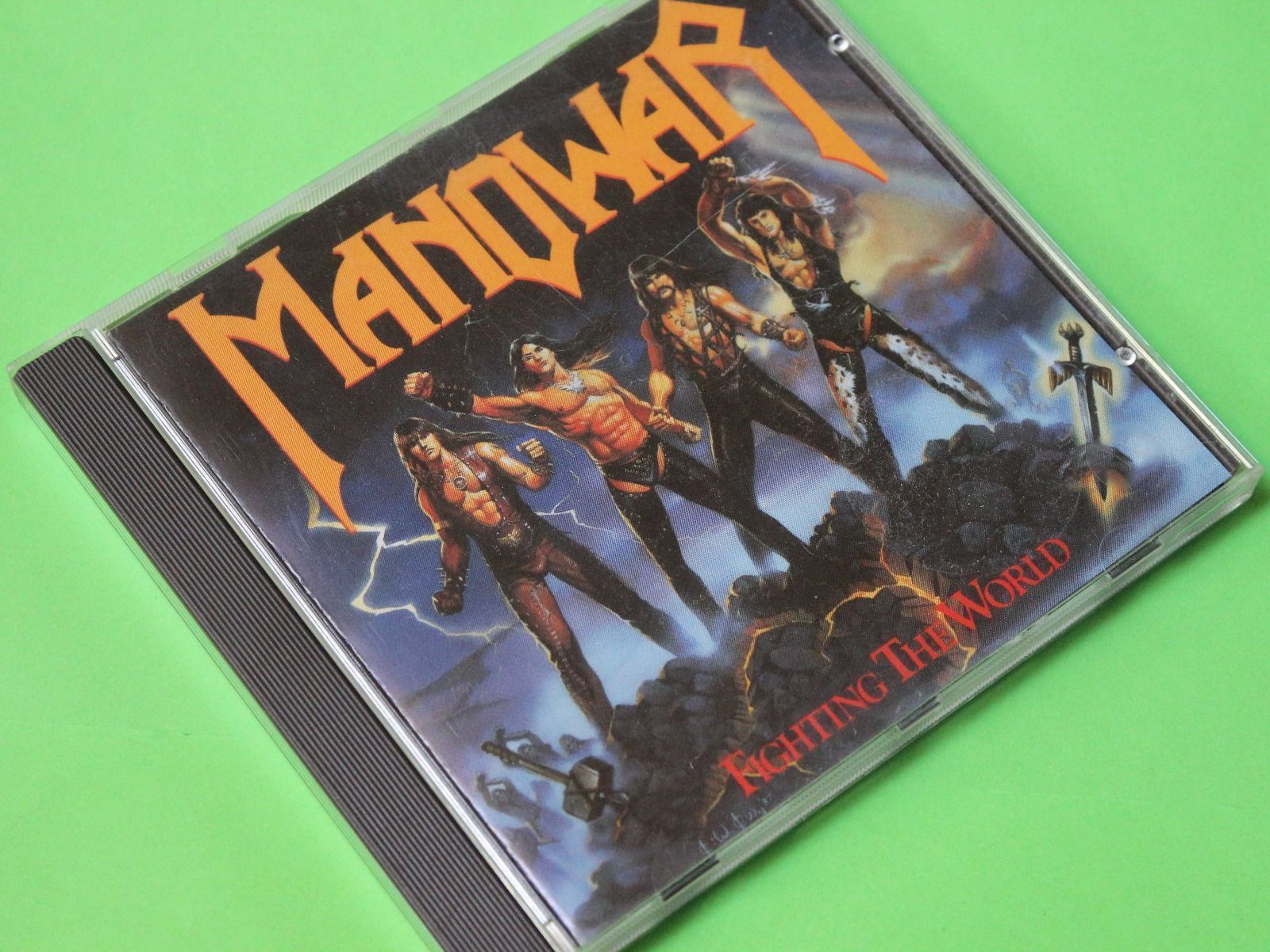 CD: MANOWAR - FIGHTING THE WORLDS 80s-CD 1987 – Usato da Tübach venduto da JamesStone