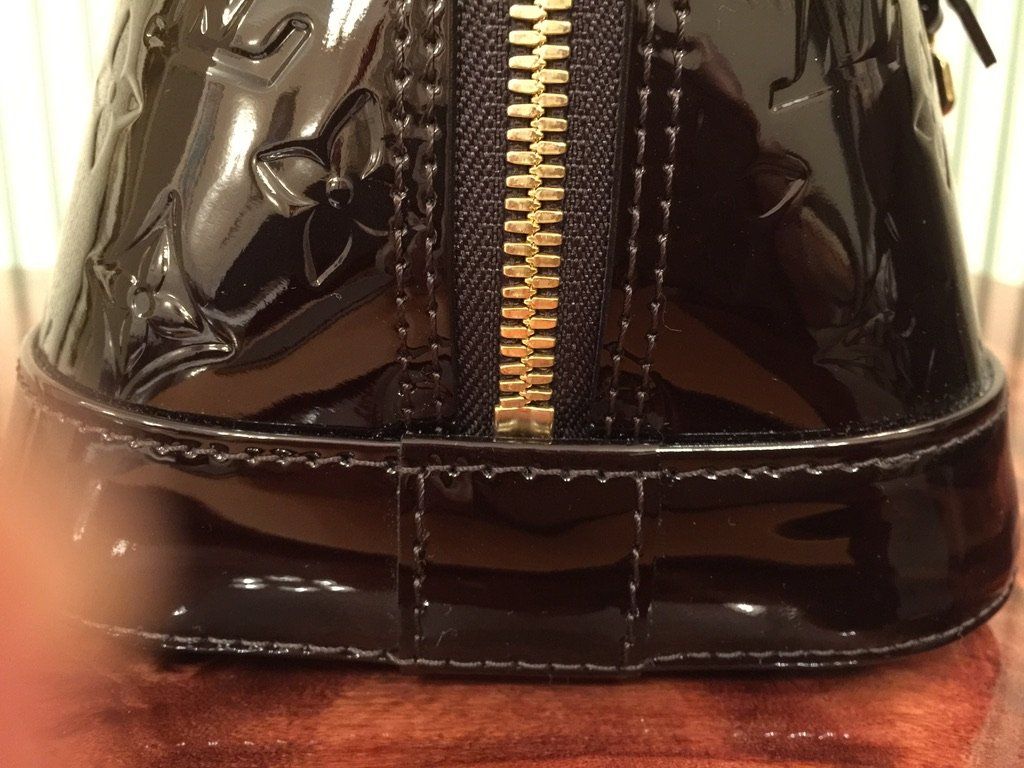 Louis Vuitton Borse da donna: LOUIS VUITTON 'Alma' PM Vernis Monogram Amarante borsa NUOVO – Nuovo (secondo la descrizione) da Genestrerio venduto da fra_c955 8