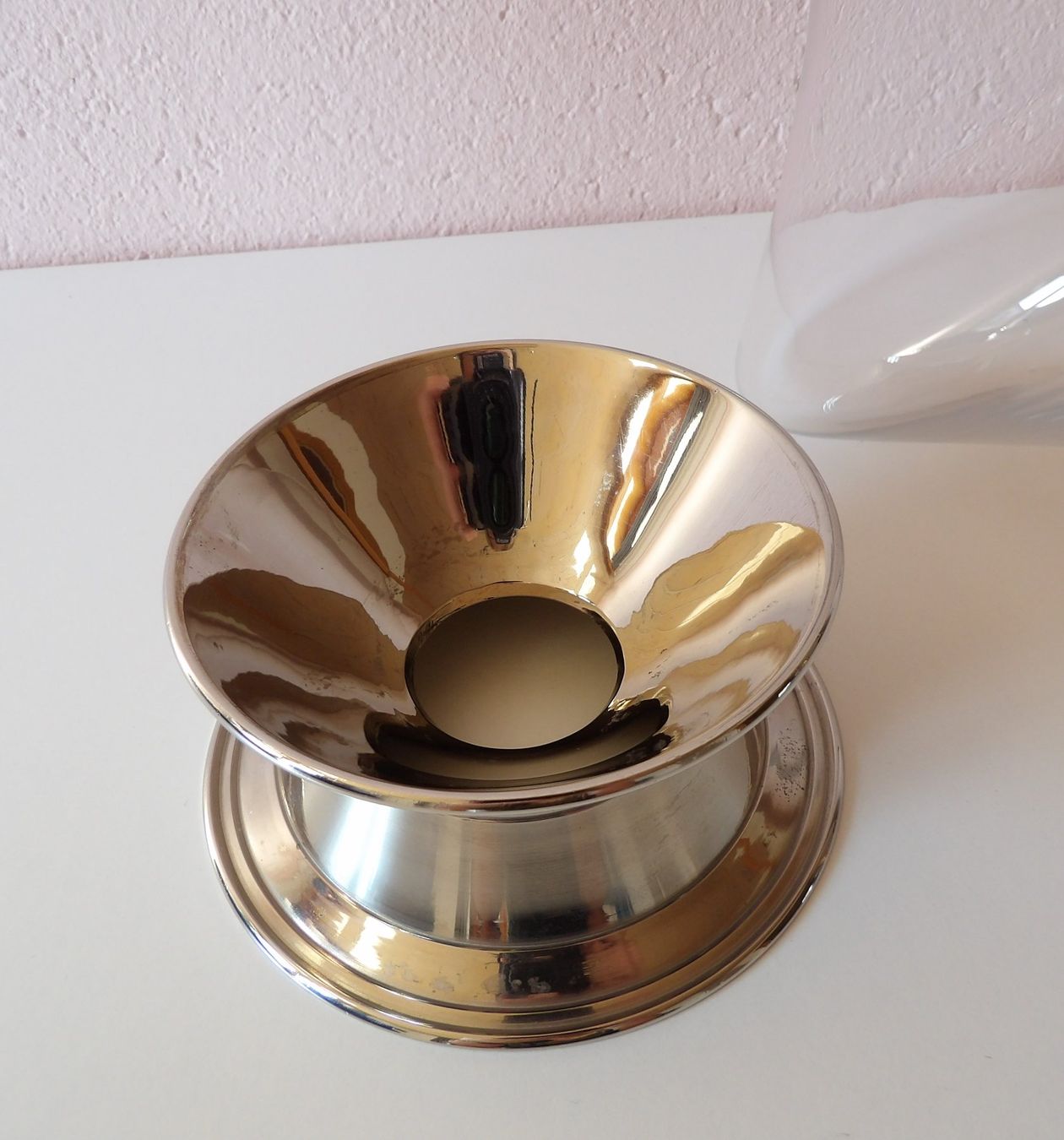 Caraffe: eleganter Weindekanter mit Standfuss – Usato da Niederlenz venduto da Steff99 2