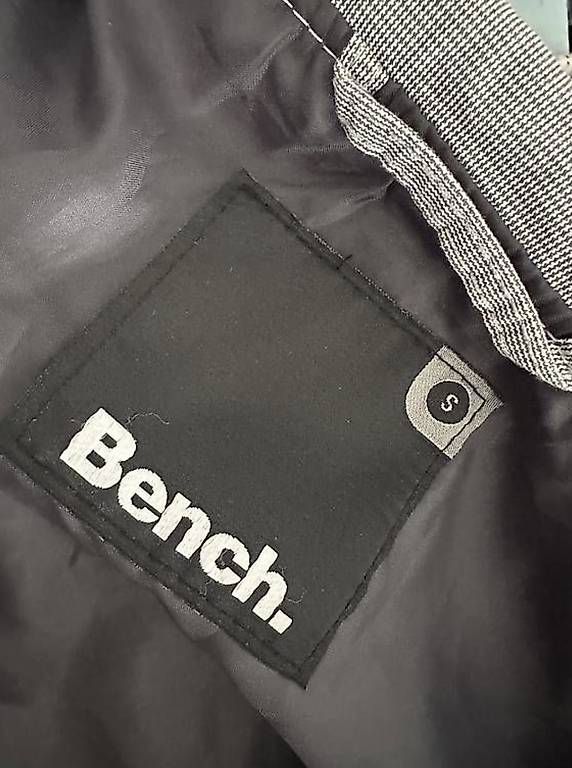 Giacche: Bench Jacke – Usato da Chur venduto da Corina1111