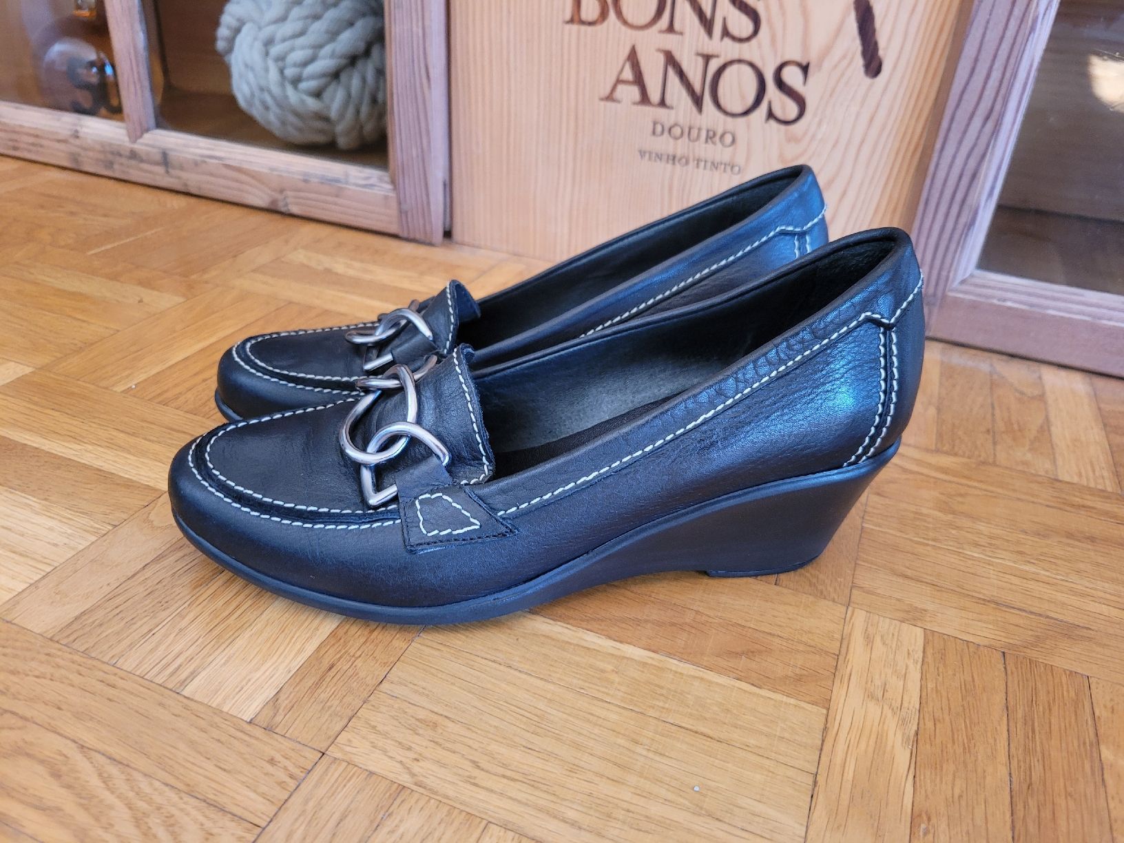 Scarpe da donna: Schuhe Exclusive, Leder – Usato da Schmerikon venduto da 7855 1
