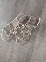 Sandalen mit Nieten Grösse 40 guter Zustand