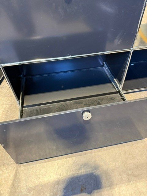 USM Cassettiere: USM Sideboard, alte Generation, schwarz, gebraucht – Usato da Lenzburg venduto da Buerokonz 4