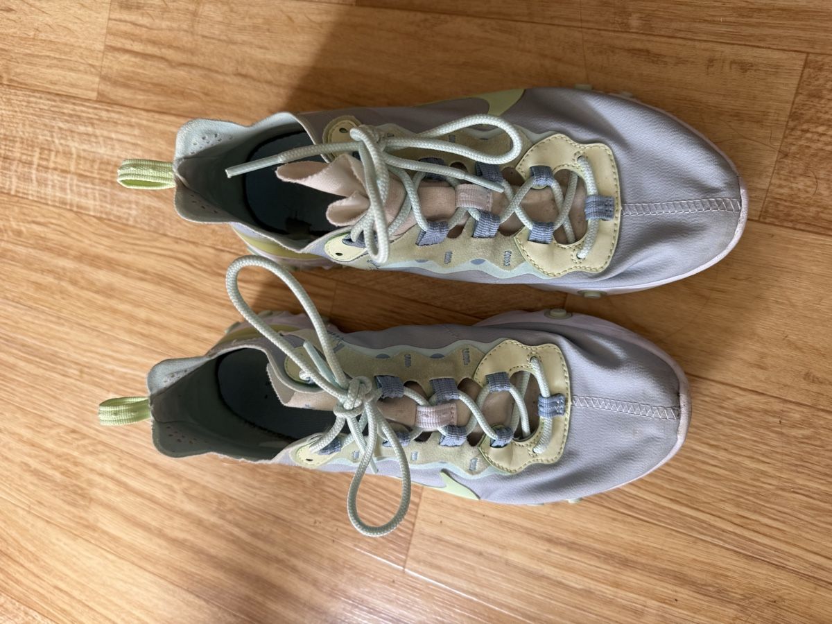 Nike Scarpe da donna: Nike react Gr 40  – Usato da Walenstadt venduto da nad_dm9g 1