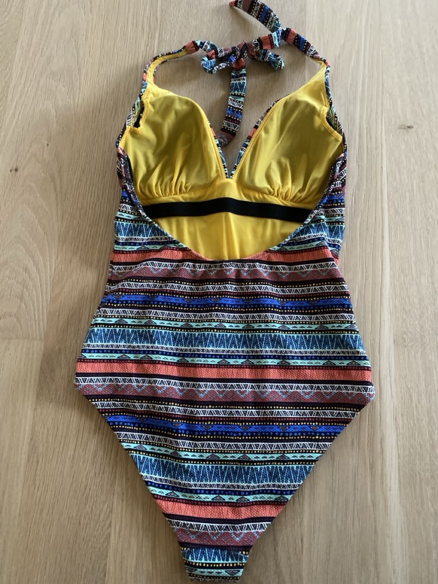 Costumi da bagno & Bikini: Badeanzug Gr. 38 B/C, —> eher 36 B – Nuovo (secondo la descrizione) da Alchenstorf venduto da ann_ppl8 1