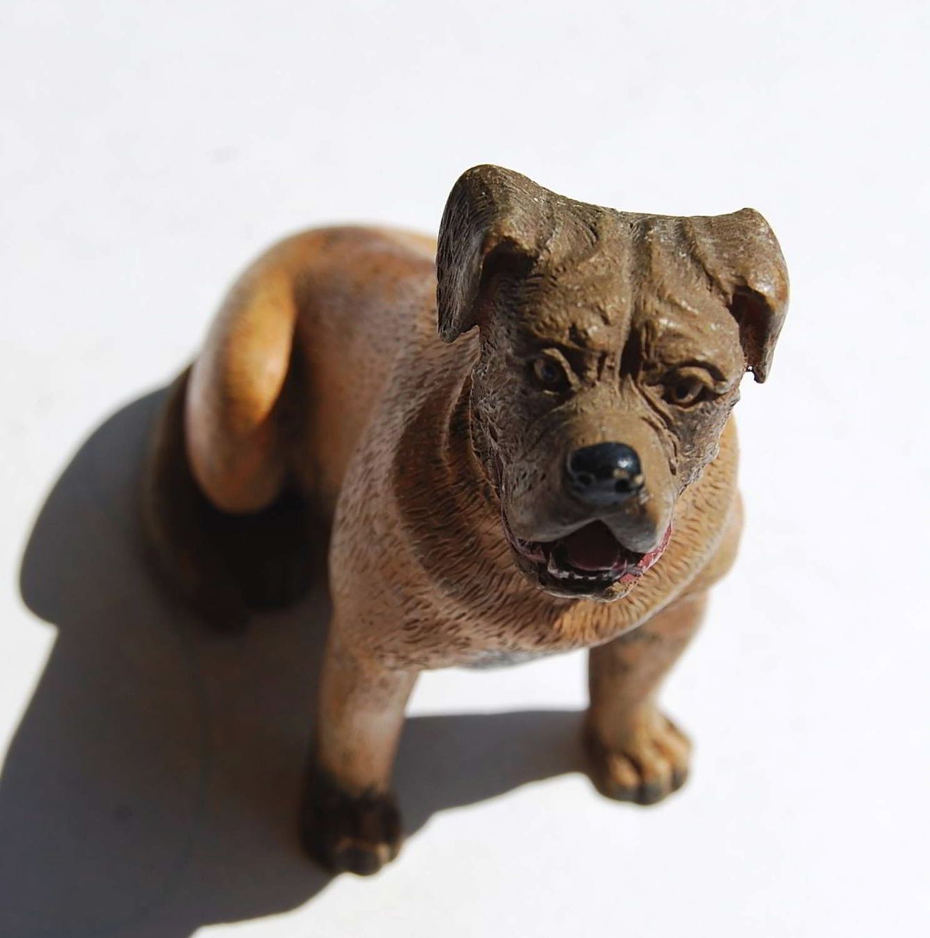 Statuette: 7 verschiedene Hundefiguren, Terrakotta bemalt – Usato da Rüfenacht BE venduto da Toro06