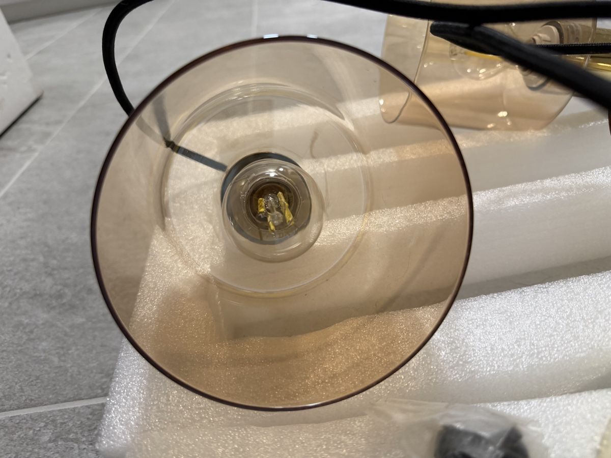 Lampade: Moderne Hängelampe, Goldfarben aus Glas – Usato da Thalheim AG venduto da Peralada 3
