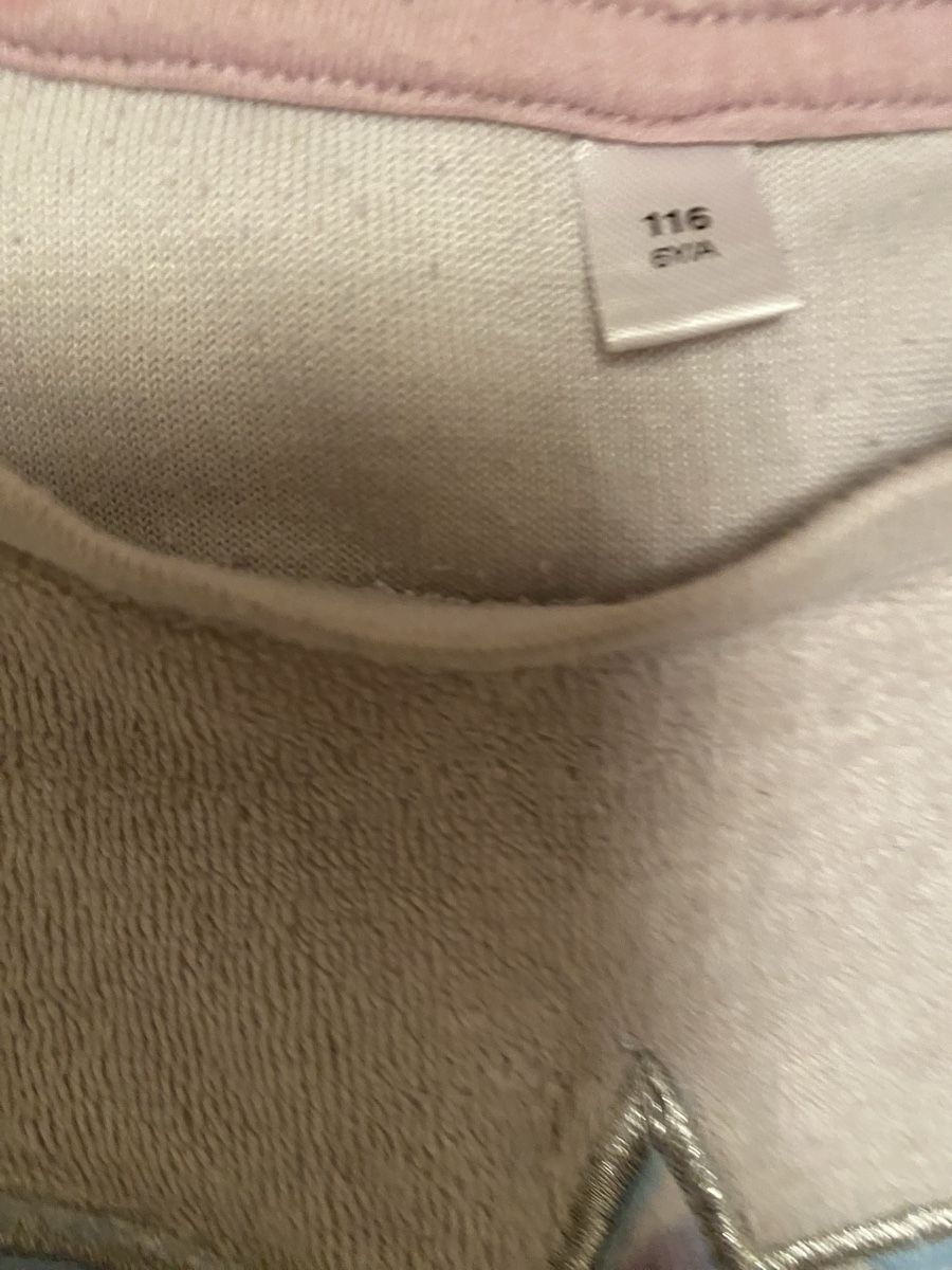Disney Pyjamas & Ähnliches: C&A Disney Frozen Pyjama, Grösse 116 – Gebraucht aus Bern von Elisa64 2