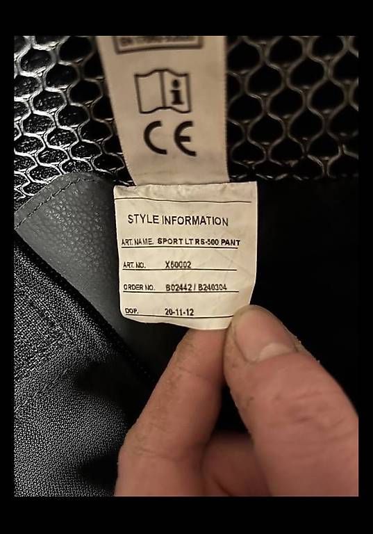 Pantaloni: Neuwertige Motorradhose – Usato da Kaisten venduto da Sommaren 2