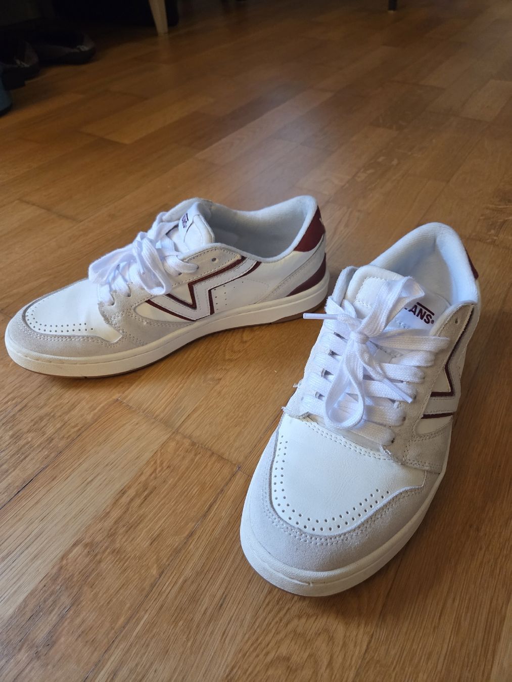 Vans Scarpe da uomo: Vans Lowland 2.0 – Usato da Bern venduto da turbofairfield 1