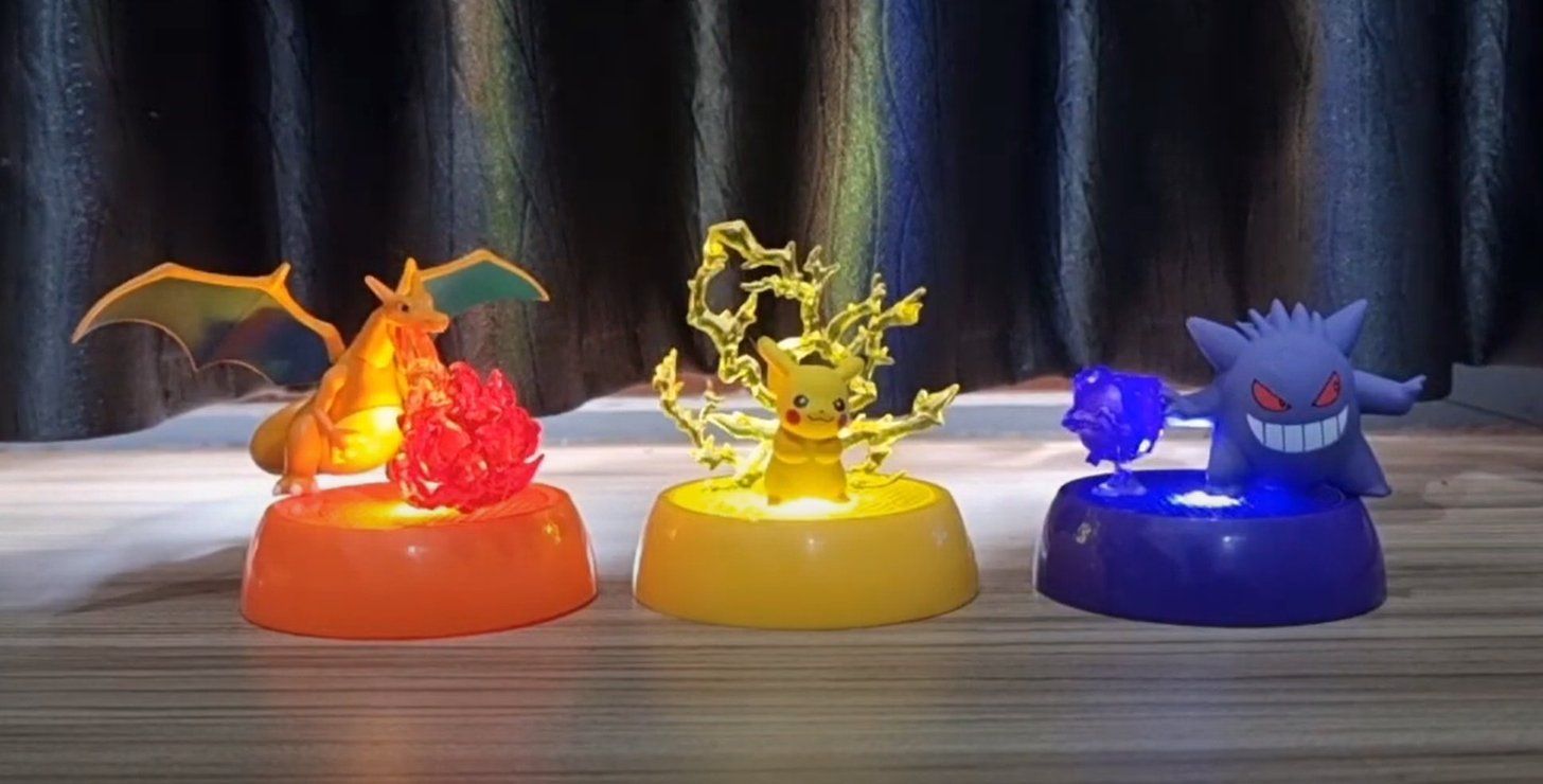Pokémon Statuette: Pokémon Figurines : All 3 : Pikachu + Charizard + Gengar – Nuovo e nell'imballaggio originale da neuchâtel venduto da GINKO-CARDS 2