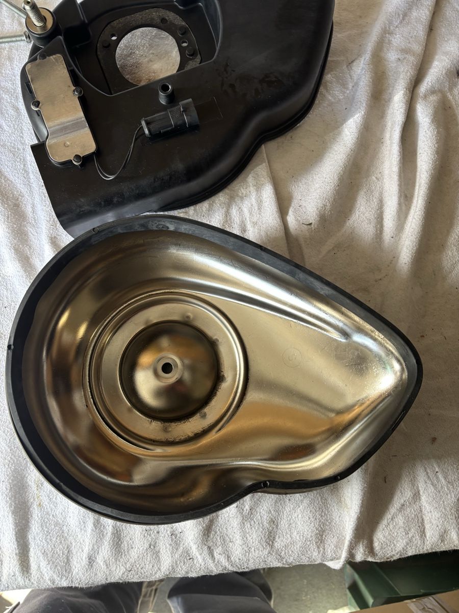 Harley-Davidson Tutti i ricambio per moto: Harley Davidson Luftfilter Dyna Fat Bob  – Usato da Schötz venduto da Harley35 4