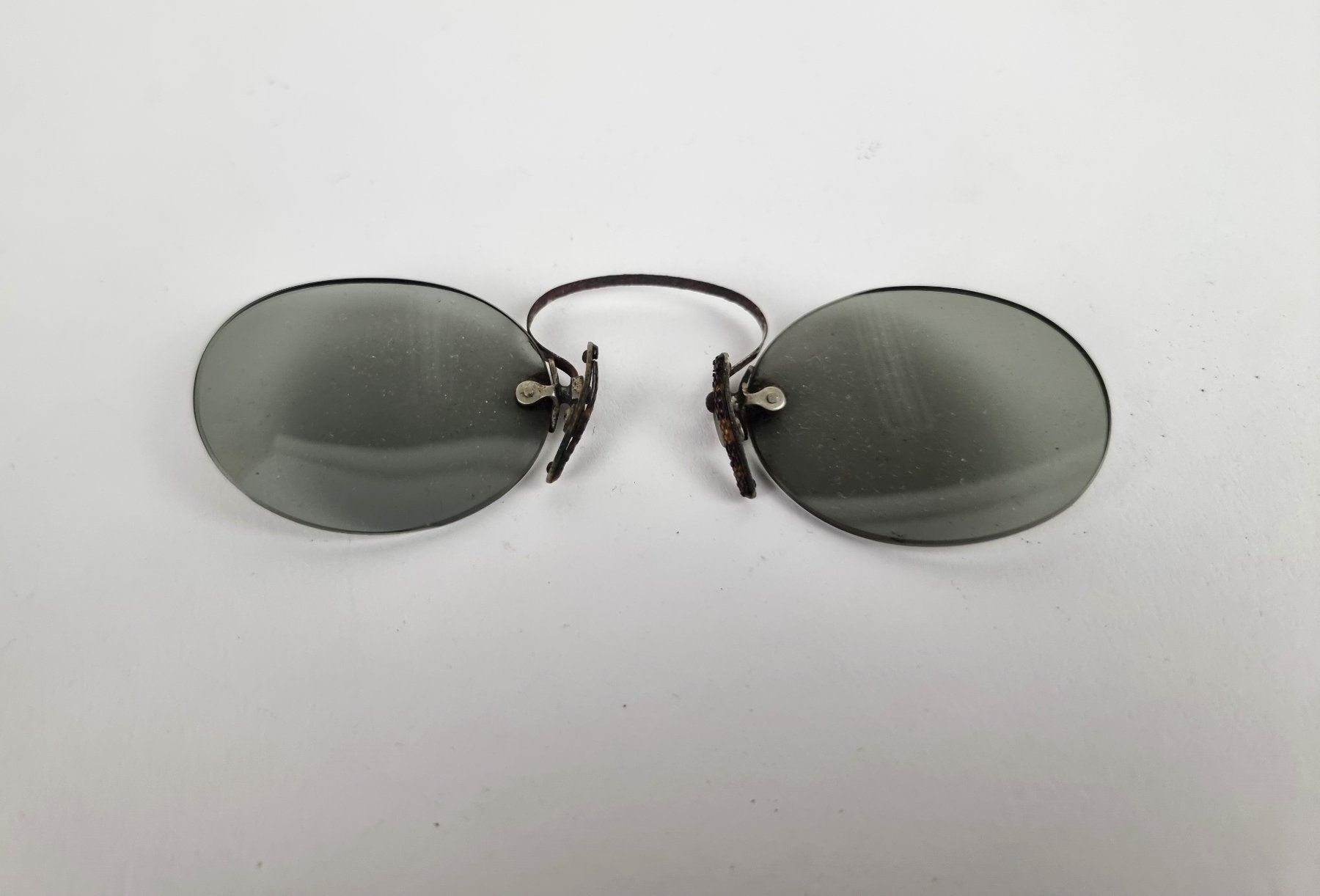 Brillen & Gläser: Kneifer Sonnenbrille – Gebraucht aus Urtenen-Schönbühl von Restwert_Schoenbuehl 4