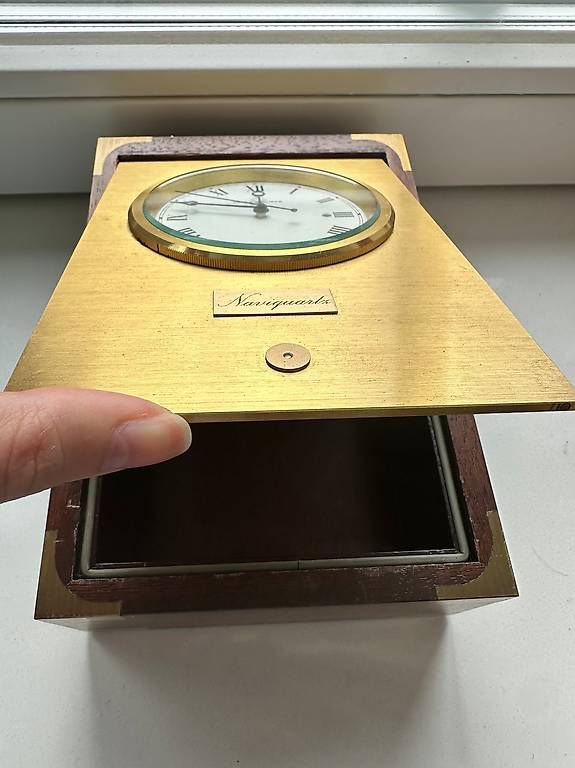 Patek Philippe Orologi da terra & Orologi da parete: Original Patek Philippe Naviquartz Tischuhr – Usato da Lugano venduto da dim_kyv9 1