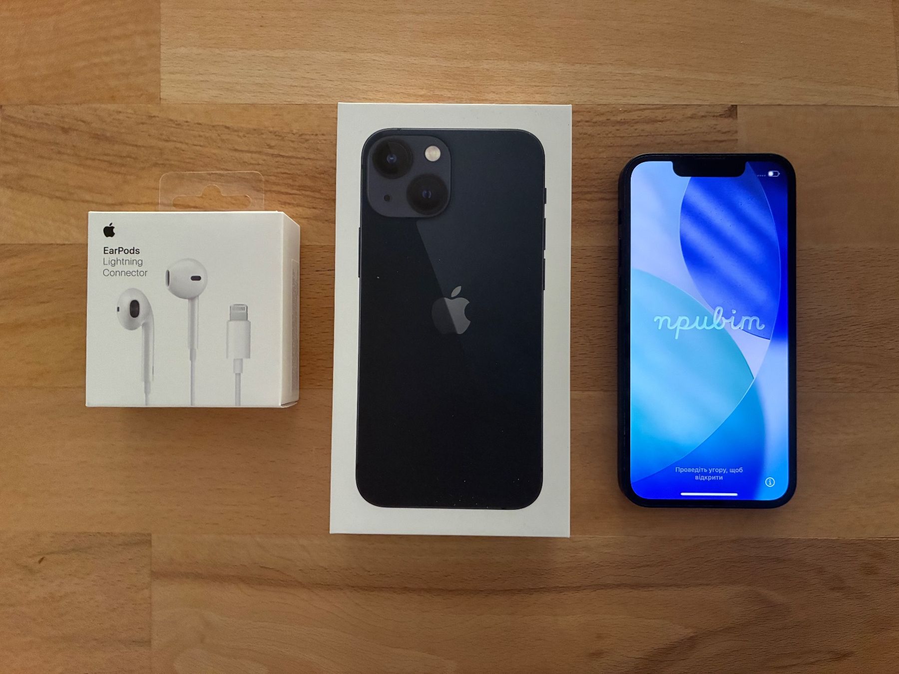 Apple Telefoni cellulari / Smartphones: iPhone 13 mini schwarz , 128 GB, mit Kopfhörer – Usato da Wetzikon venduto da car_w2lv