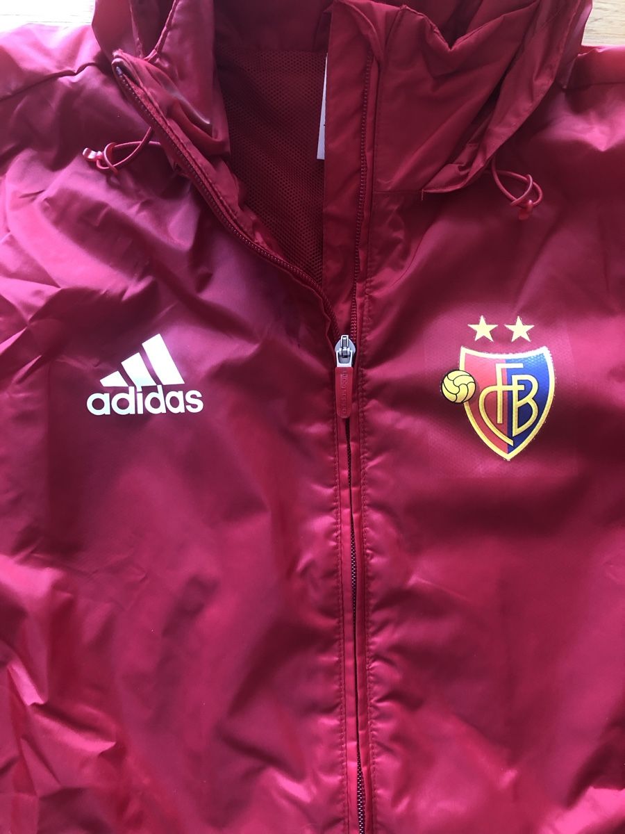 FC Basel Giacche: FCB Fc Basel Jacke Grösse S – Nuovo (secondo la descrizione) da Winterthur venduto da GinaMila 3