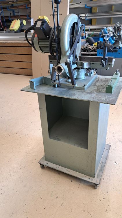 Scies: Graule Metallkreissäge – D'occasion à Oetwil am See par adtheeagle