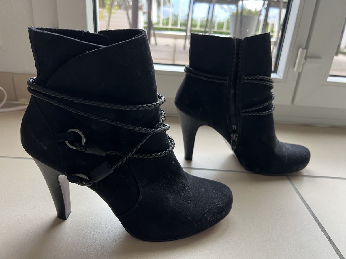 Scarpe da donna: Bottines à talon taille 41 marque tamaris – Usato da Vouvry venduto da Prune-el