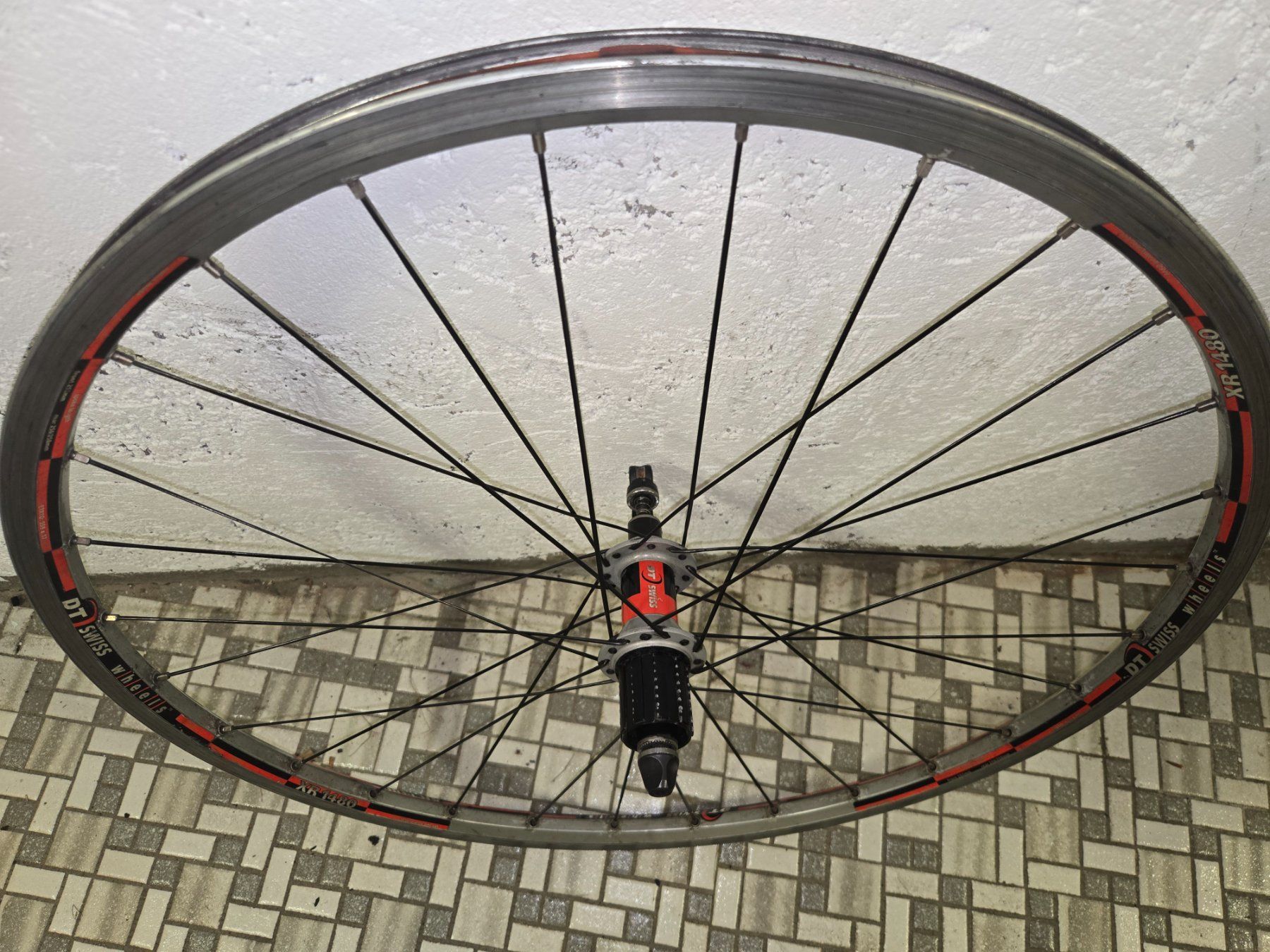 Swiss Ersatzteile: DT Swiss MTB Hinterrad Retro Kult Teile – Gebraucht aus Ammerswil AG von Undenheim 3