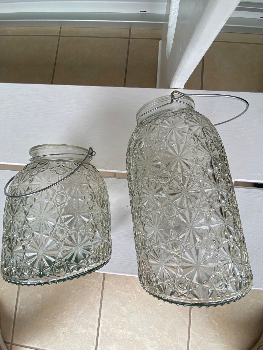 Kerzenständer: 2 Windlichter im Glas Design Stern Muster Deko – Gebraucht aus Eschenbach LU von beer05