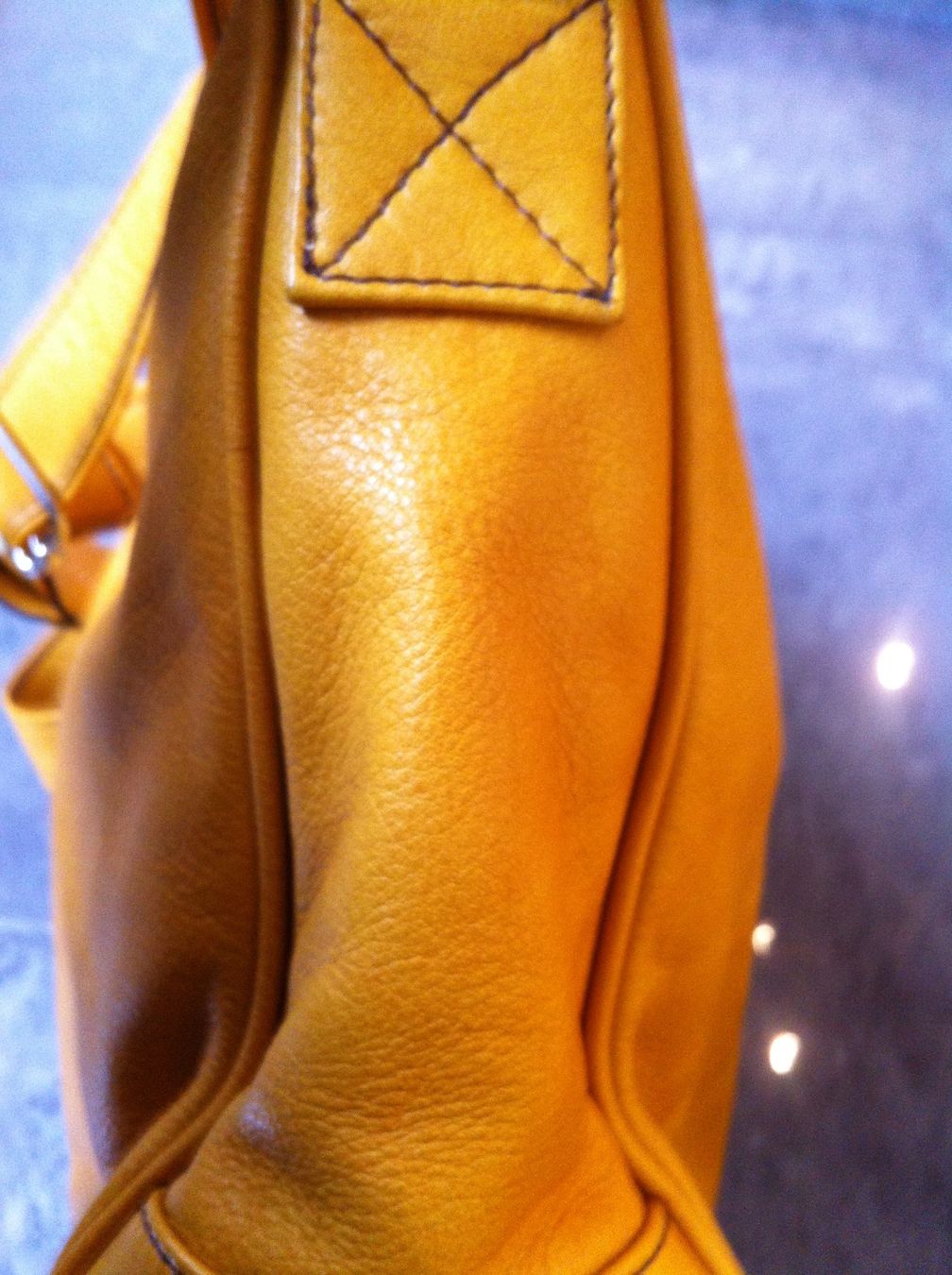 Borse da donna: Leder Tasche – Nuovo (secondo la descrizione) da Zürich venduto da pizzobeatrice 6