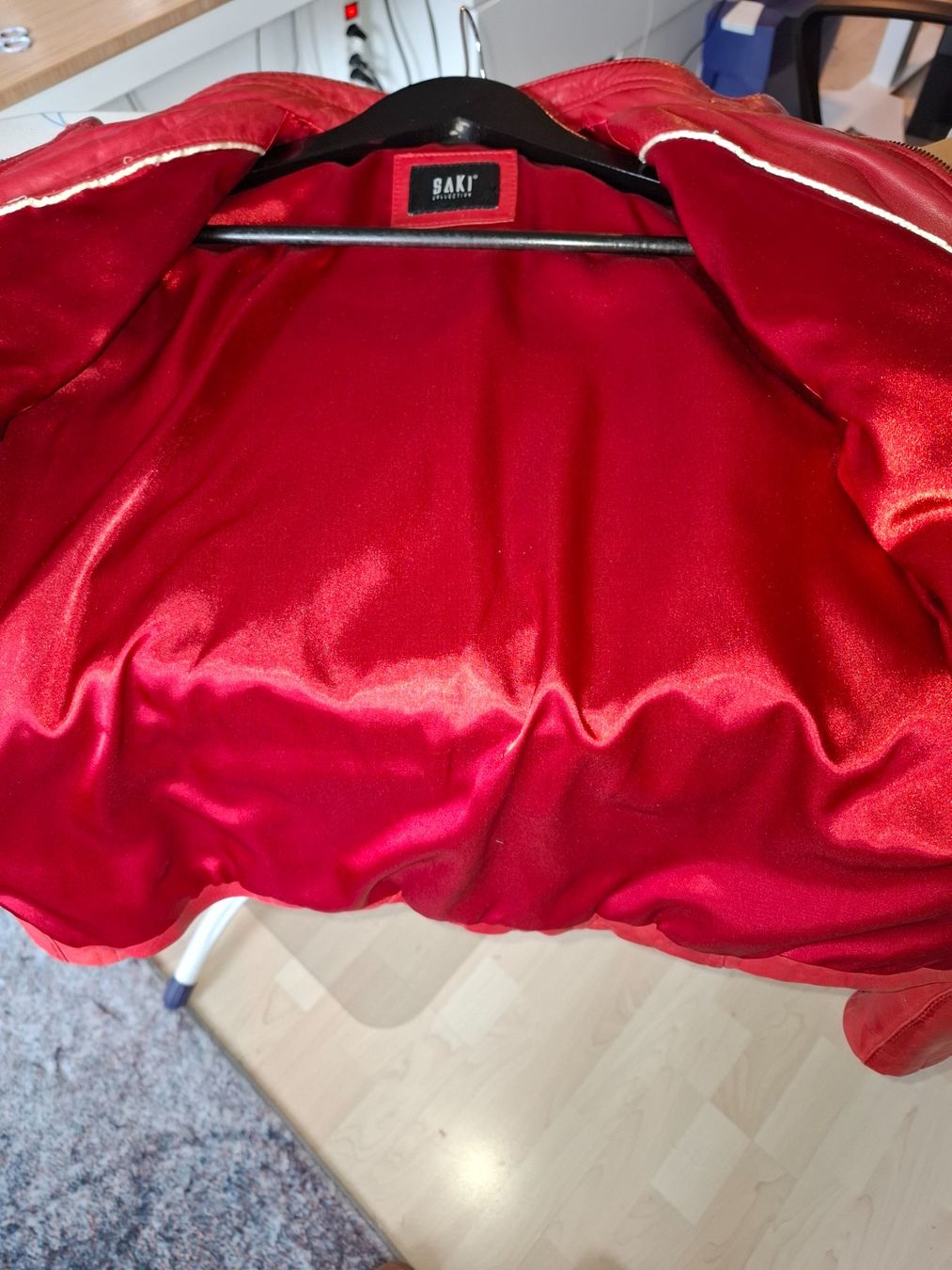Giacche: Echtleder Jacke Damen Rot Gr. 40 – Usato da Landquart venduto da Clubsucher 3