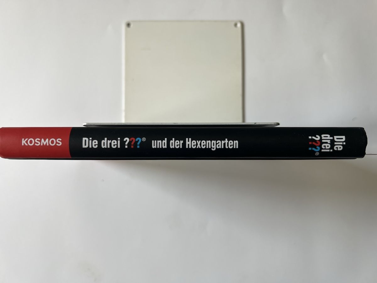 Livres: Die drei Fragezeichen und der Hexengarten  – D'occasion à Luzern par nochnichtaltpapier 2