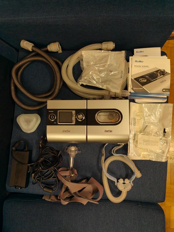 Resmed S9 CPAP Schlafapnoe + H5i Befeuchter und Zubehör (Gebraucht) in ...