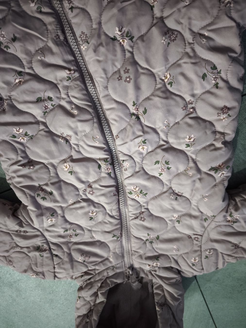 H&M Completi: H&M Girl Winter Overall – Usato da Studen BE venduto da Dianatorres 4