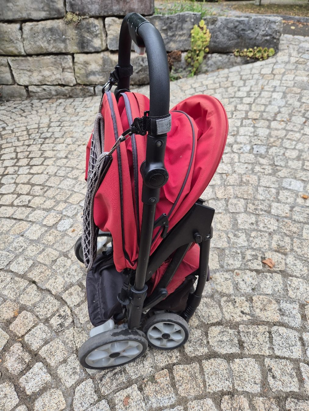 Joie Kinderwagen: Joie Kinderwagen/Buggie, rot – Gebraucht aus Russikon von buwe11 2