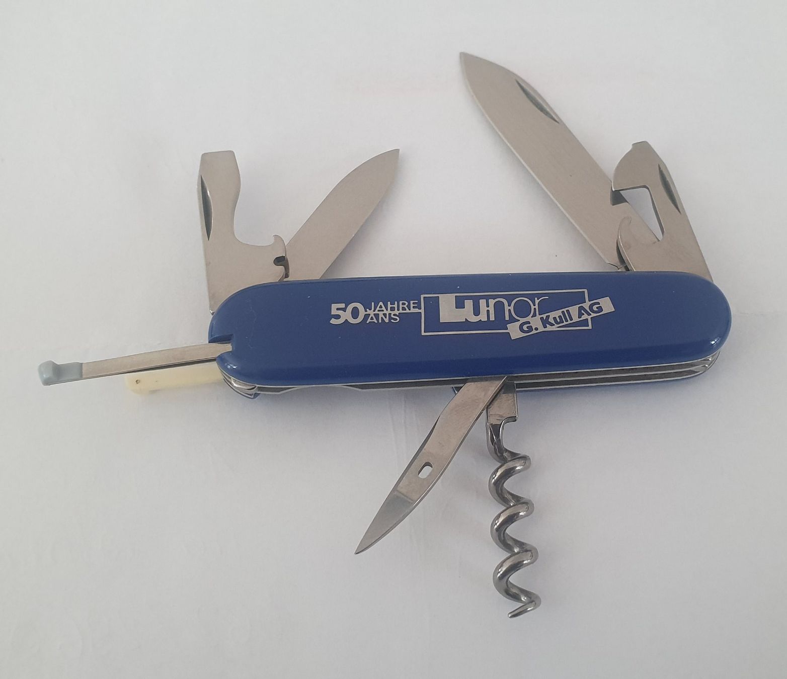 Victorinox Coltelli tascabile: 4 Victorinox Taschenmesser mit Logo – Nuovo (secondo la descrizione) da Härkingen venduto da MarianneSi 8