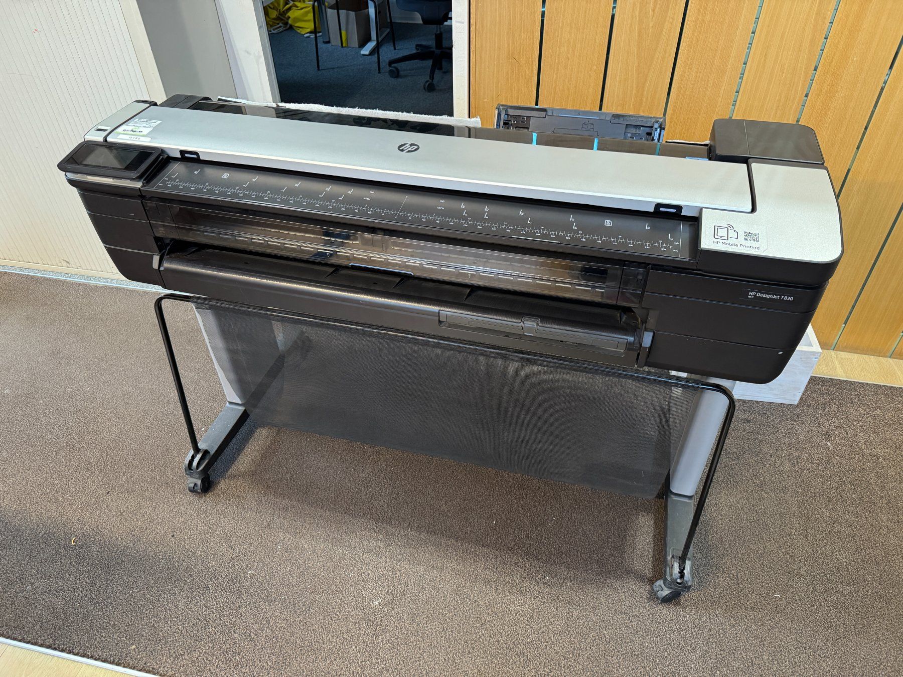 Hewlett Packard Drucker: Plotter/Scanner bis A0 - HP DesignJet T830 – Defekt aus Wildensbuch von  1
