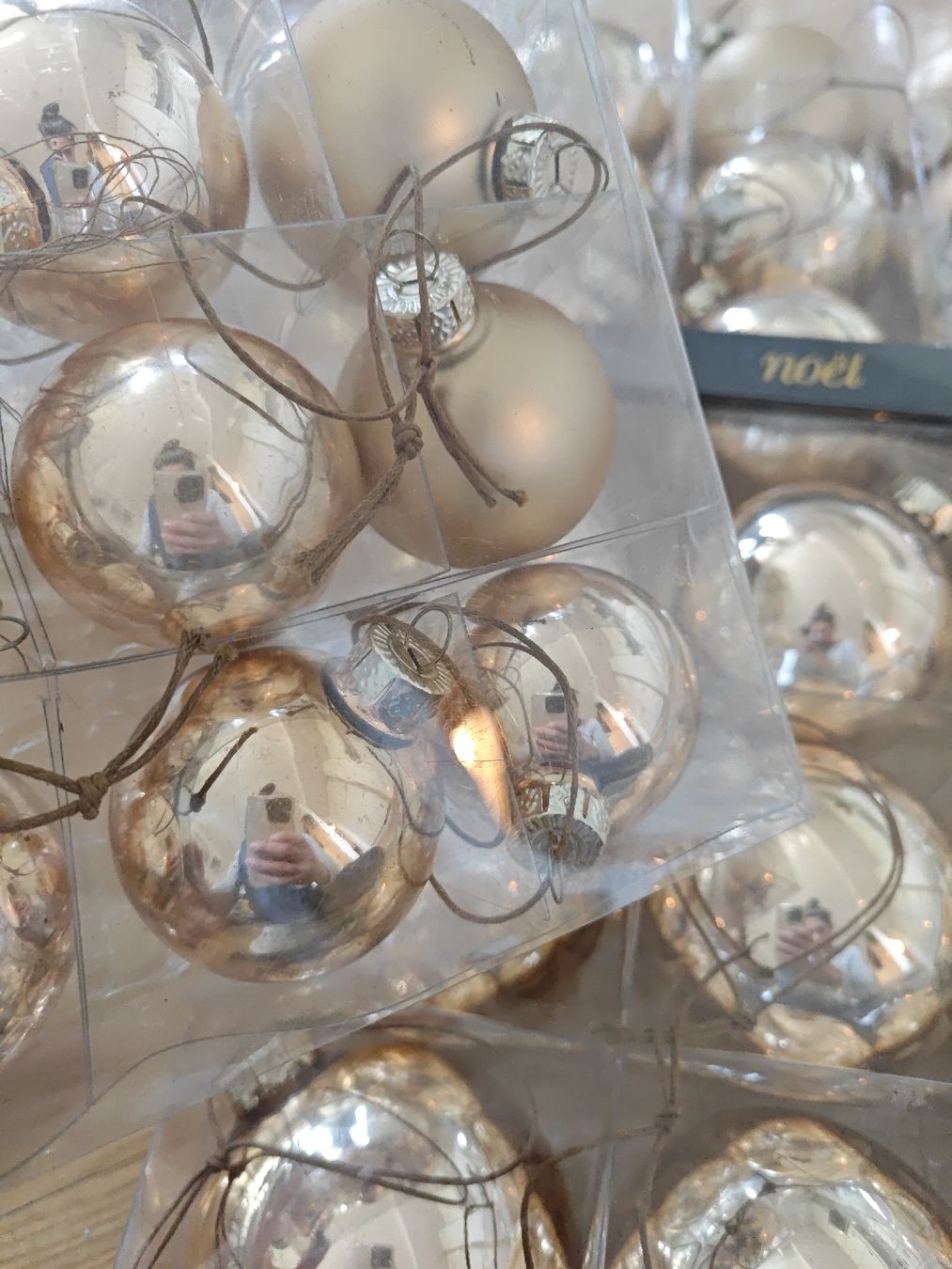 Migros Tutte le decorazioni: Weihnachtskugeln und Spitze – Usato da Ortschwaben venduto da _MELU_ 1