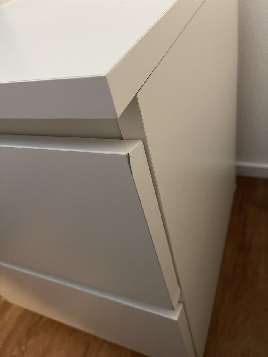 Ikea Comodini: White Bedside Table with Two Drawers – Usato da Felsberg venduto da joa_5z2s 3