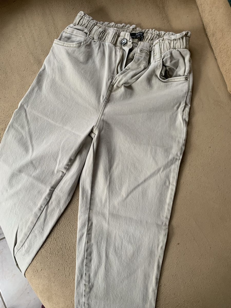 Bershka Pantaloni: Bershka Hose Gr. 36 – Usato da Waltenschwil venduto da pipapo71
