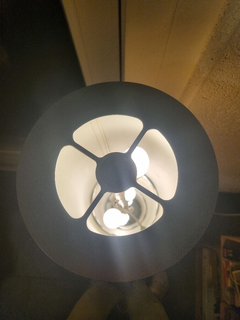 Ikea Lampes: Standleuchte/Standlampe IKEA VIDJA – D'occasion à Dübendorf par vanvan7 2