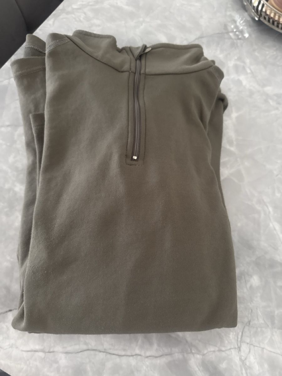 Pulls & Sweat-shirts: Militär Pullover Grösse L – D'occasion à Winterthur par sje_lks5