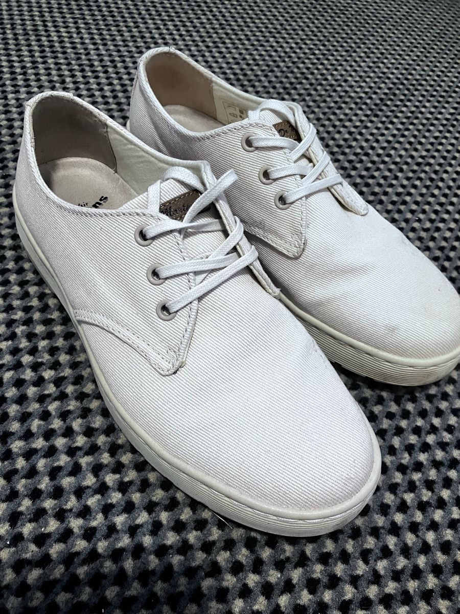 Dr. Martens Chaussures hommes: Dr Martens Schuhe 41 Beige – D'occasion à Gümligen par svaud