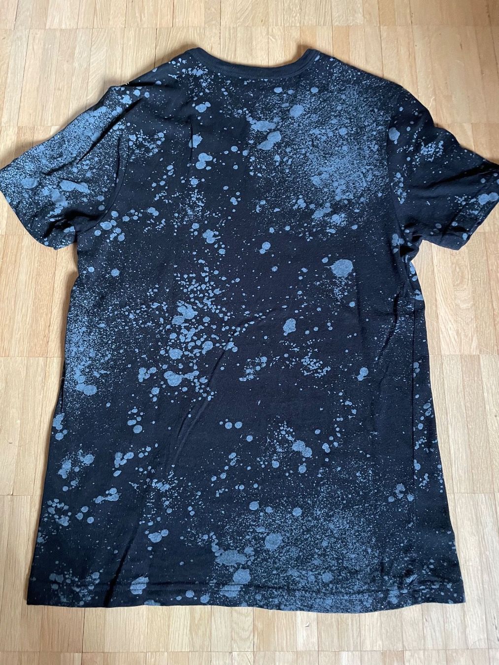 Guess T-shirt: Herrenshirt von Guess – Usato da Allschwil venduto da dan_q8vl 1