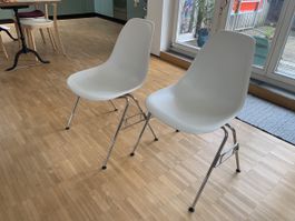 Vitra - Eames Plastic Side Chair RE DSS-N