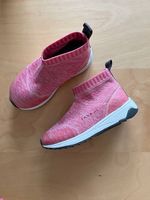 Baby Zara Schuhe (Socke) Grösse 22