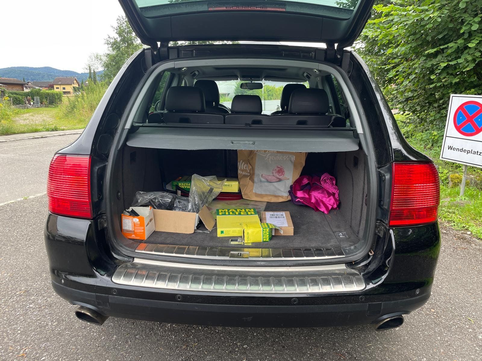 Porsche Automobili: Porsche Cayenne S 2004 – Usato da Pfeffingen venduto da Schyro 8