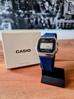 Neue Casio A159W – ungetragen / mit blauen Armband